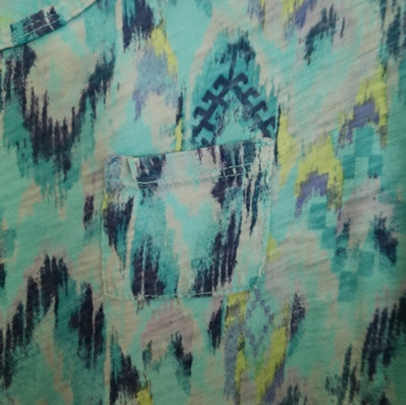 Fresh Produce Short Sleeve Hankerchief Tee Size 1x Blue Tropical Beach Aztec - Picture 5 of 10